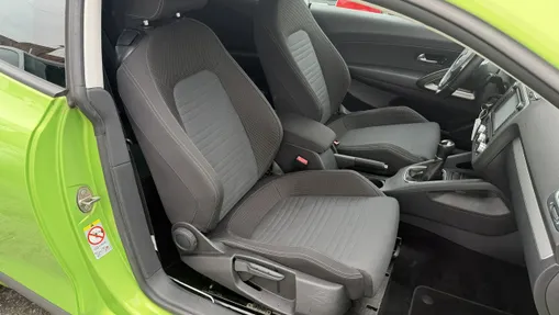 VOLKSWAGEN Scirocco -