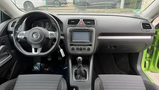 VOLKSWAGEN Scirocco -