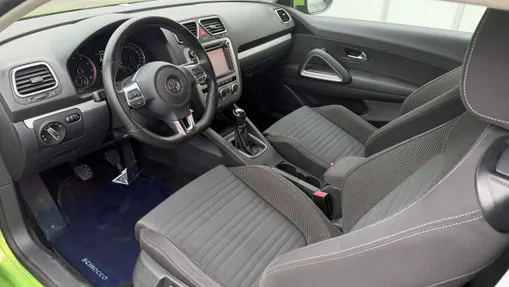 VOLKSWAGEN Scirocco -