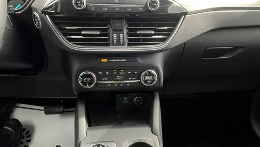 FORD Kuga -