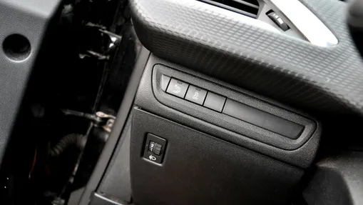PEUGEOT 2008 -