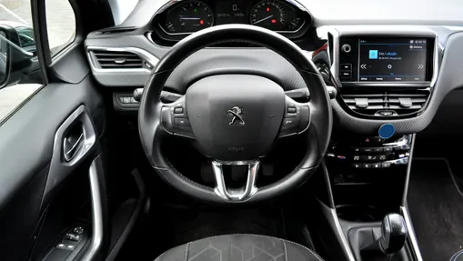 PEUGEOT 2008 -