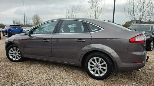 FORD Mondeo -
