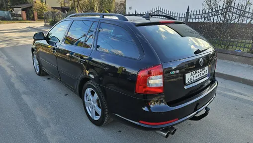 SKODA Octavia -