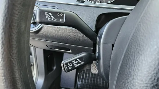 VOLKSWAGEN Passat -