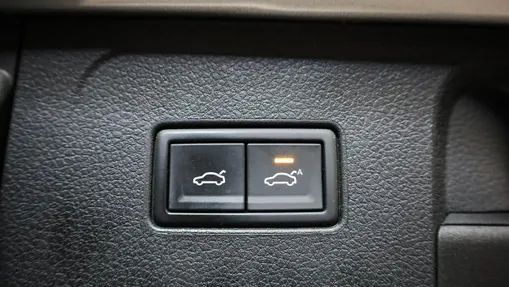 VOLKSWAGEN Passat -