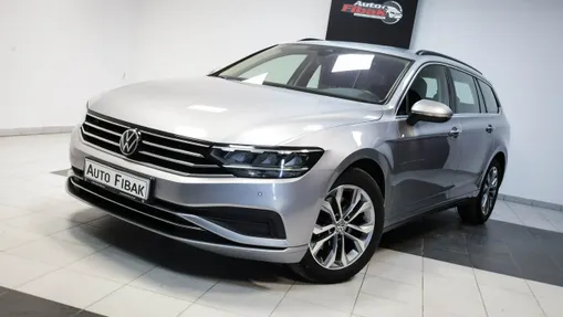 VOLKSWAGEN Passat -