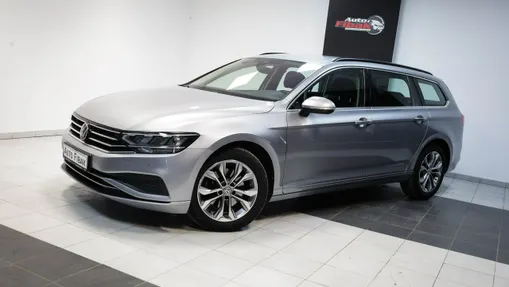 VOLKSWAGEN Passat -