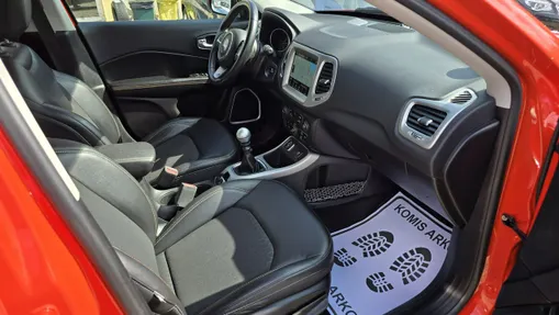 JEEP Compass -