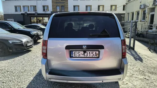 DODGE Caravan -