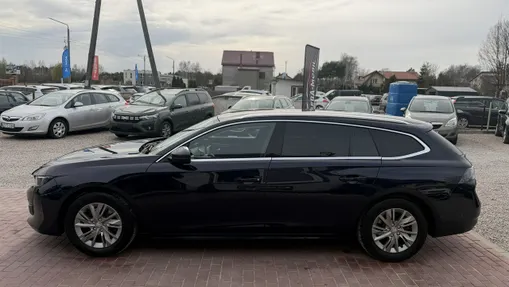 PEUGEOT 508 -