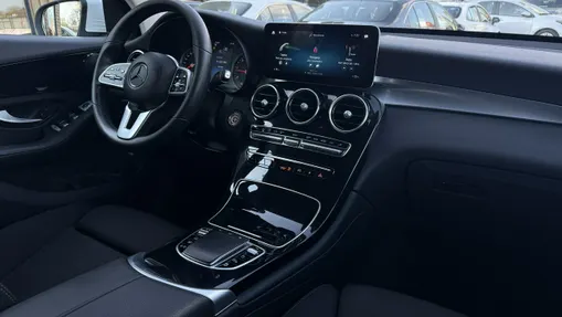 MERCEDES-BENZ GLC -