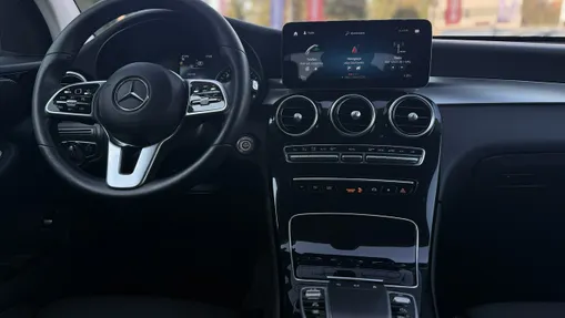 MERCEDES-BENZ GLC -