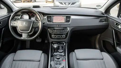 PEUGEOT 508 -
