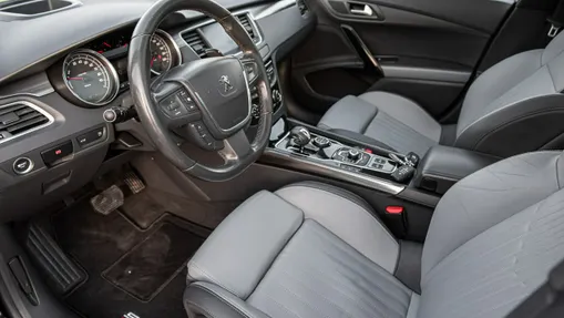 PEUGEOT 508 -