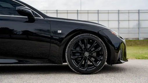 LEXUS IS -