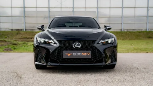 LEXUS IS -