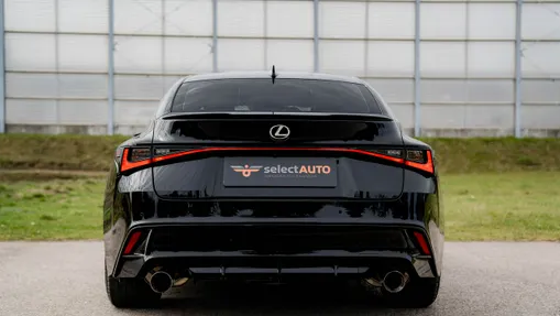 LEXUS IS -