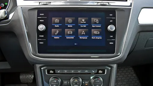 VOLKSWAGEN Tiguan -