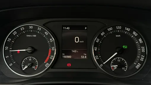SKODA Octavia -