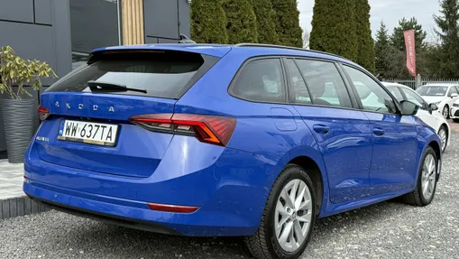 SKODA Octavia -