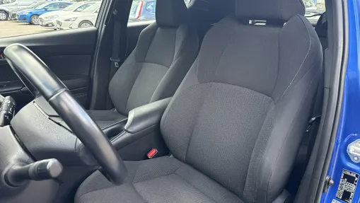 TOYOTA C-HR -