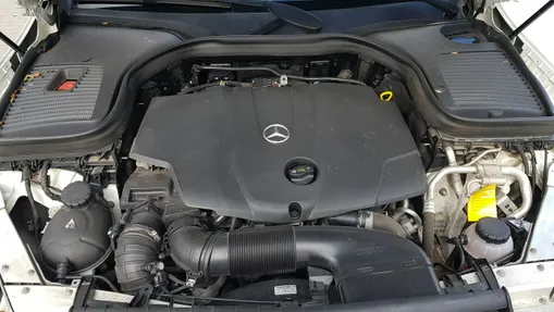 MERCEDES-BENZ GLC -