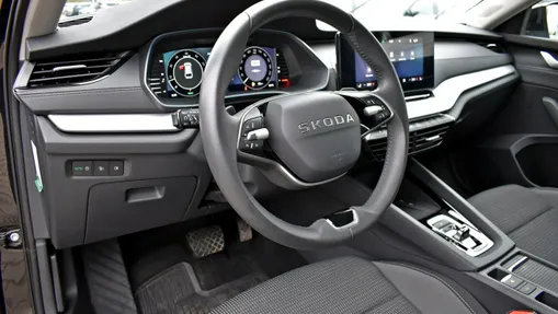 SKODA Octavia -