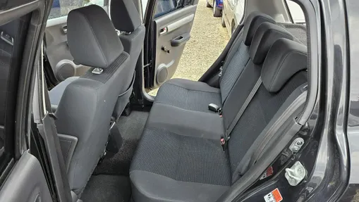 SUZUKI Swift -