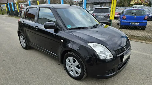 SUZUKI Swift -