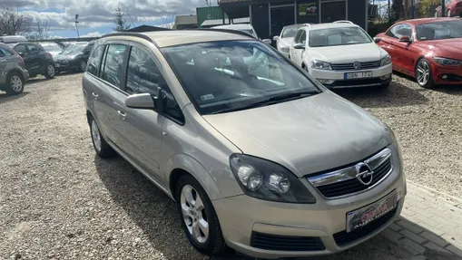 OPEL Zafira -