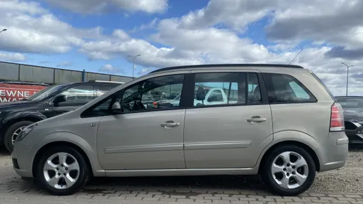 OPEL Zafira -