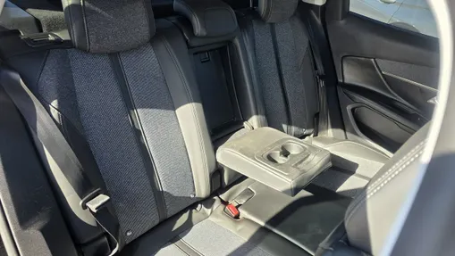 PEUGEOT 3008 -