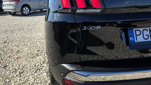 PEUGEOT 3008 -