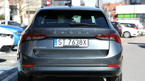 SKODA Octavia -
