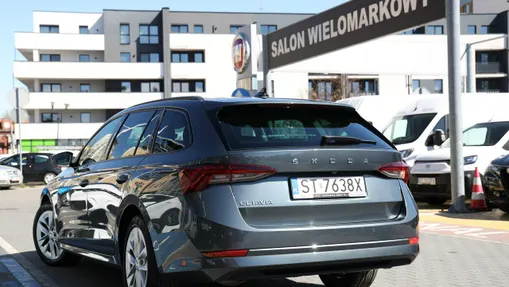 SKODA Octavia -