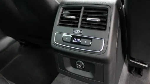 AUDI A4 -