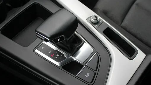 AUDI A4 -