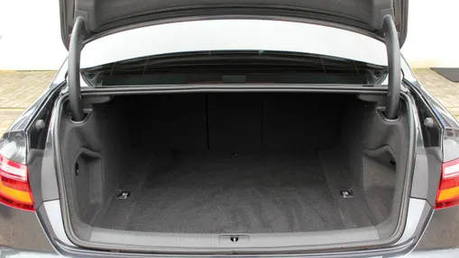 AUDI A4 -