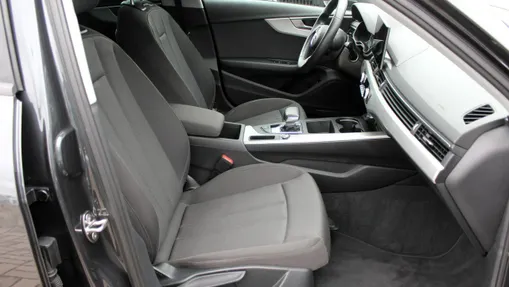 AUDI A4 -