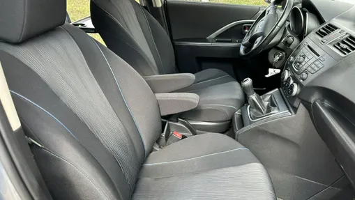 MAZDA 5 -