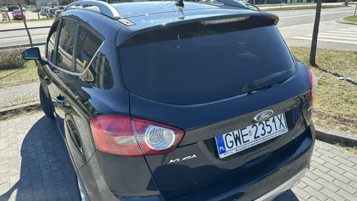 FORD Kuga -