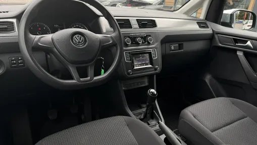 VOLKSWAGEN Caddy -