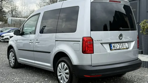 VOLKSWAGEN Caddy -