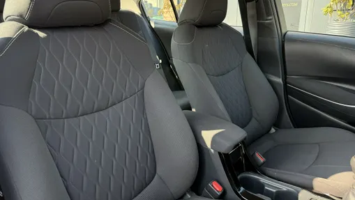 TOYOTA Corolla -