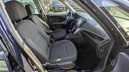 OPEL Zafira -