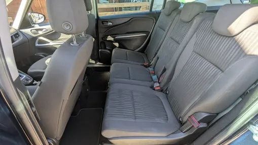 OPEL Zafira -