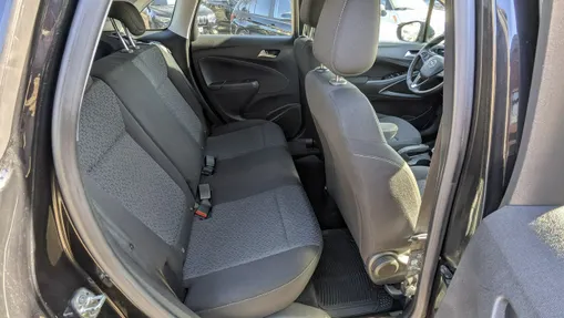 OPEL Crossland X -