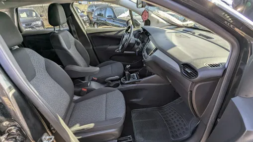 OPEL Crossland X -