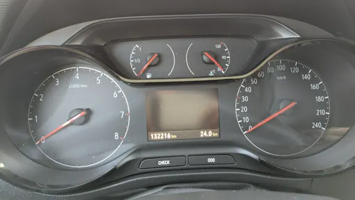 OPEL Crossland X -